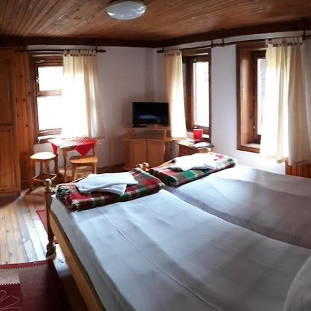 Sarafova Guest House 科普里夫什迪察 外观 照片