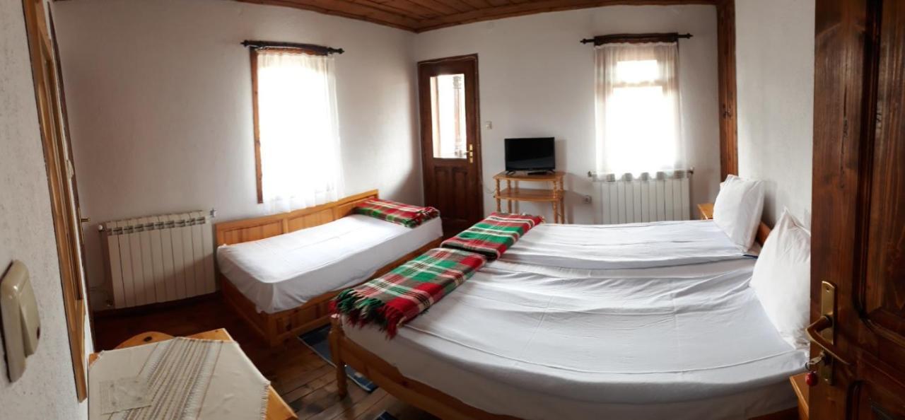 Sarafova Guest House 科普里夫什迪察 外观 照片
